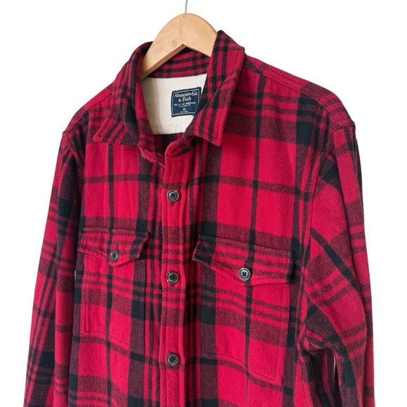 Abercrombie & Fitch Men's XL Heavy Red Plaid Flannel Shirt Long Sleeve Fall Warm - Picture 1 of 7